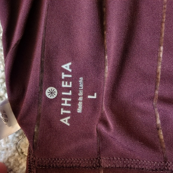 Athleta maroon side tie Chi tank size large - Picture 6 of 8